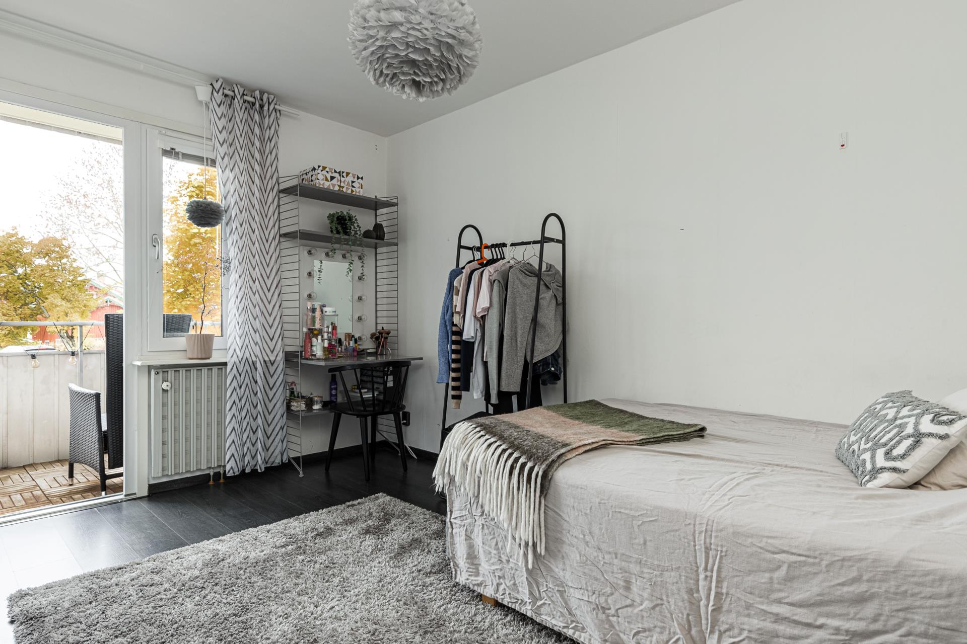 Central 2:a, en halvtrappa upp!