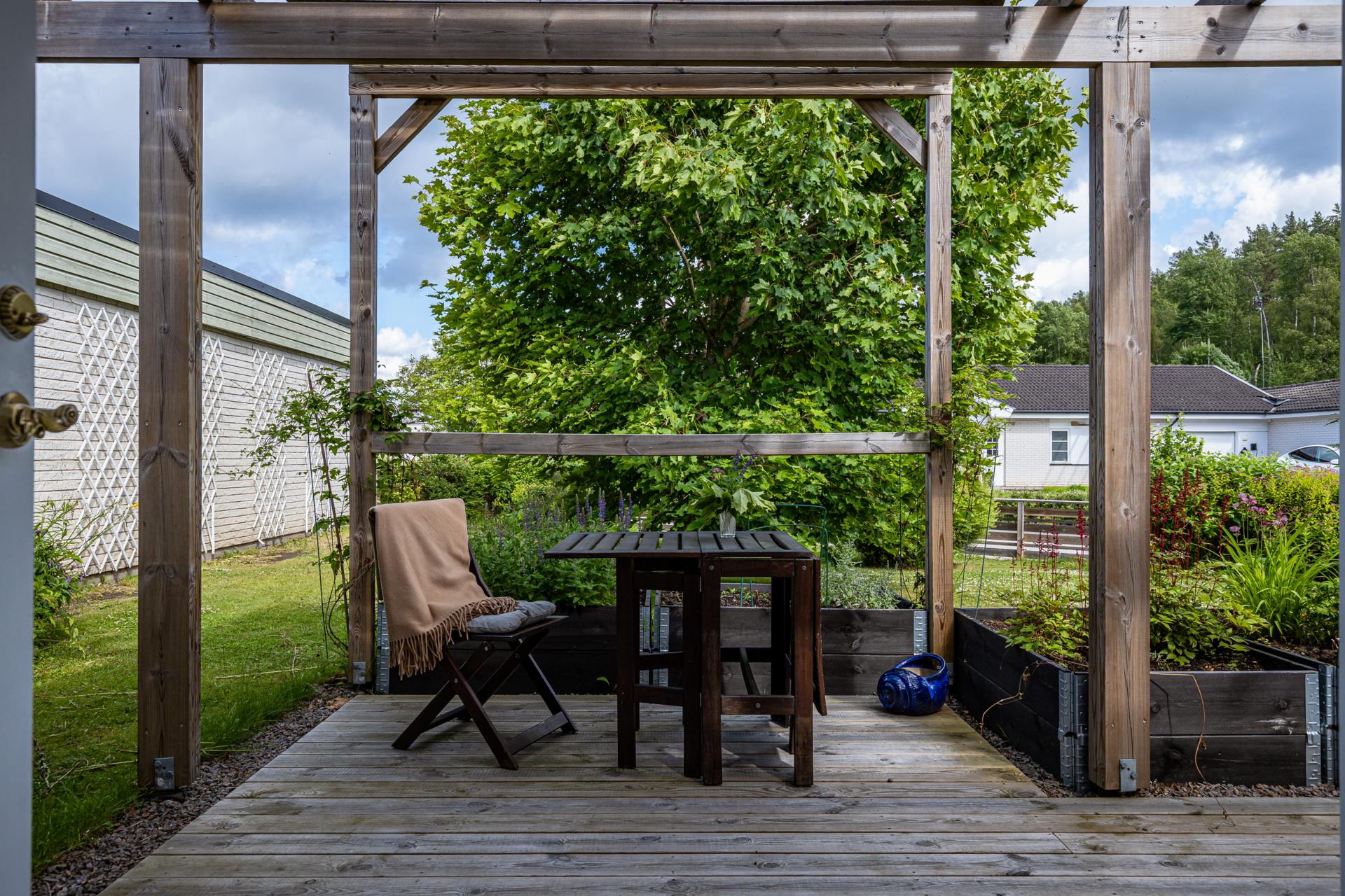 Välkommen till fräsch och välplanerad villa!