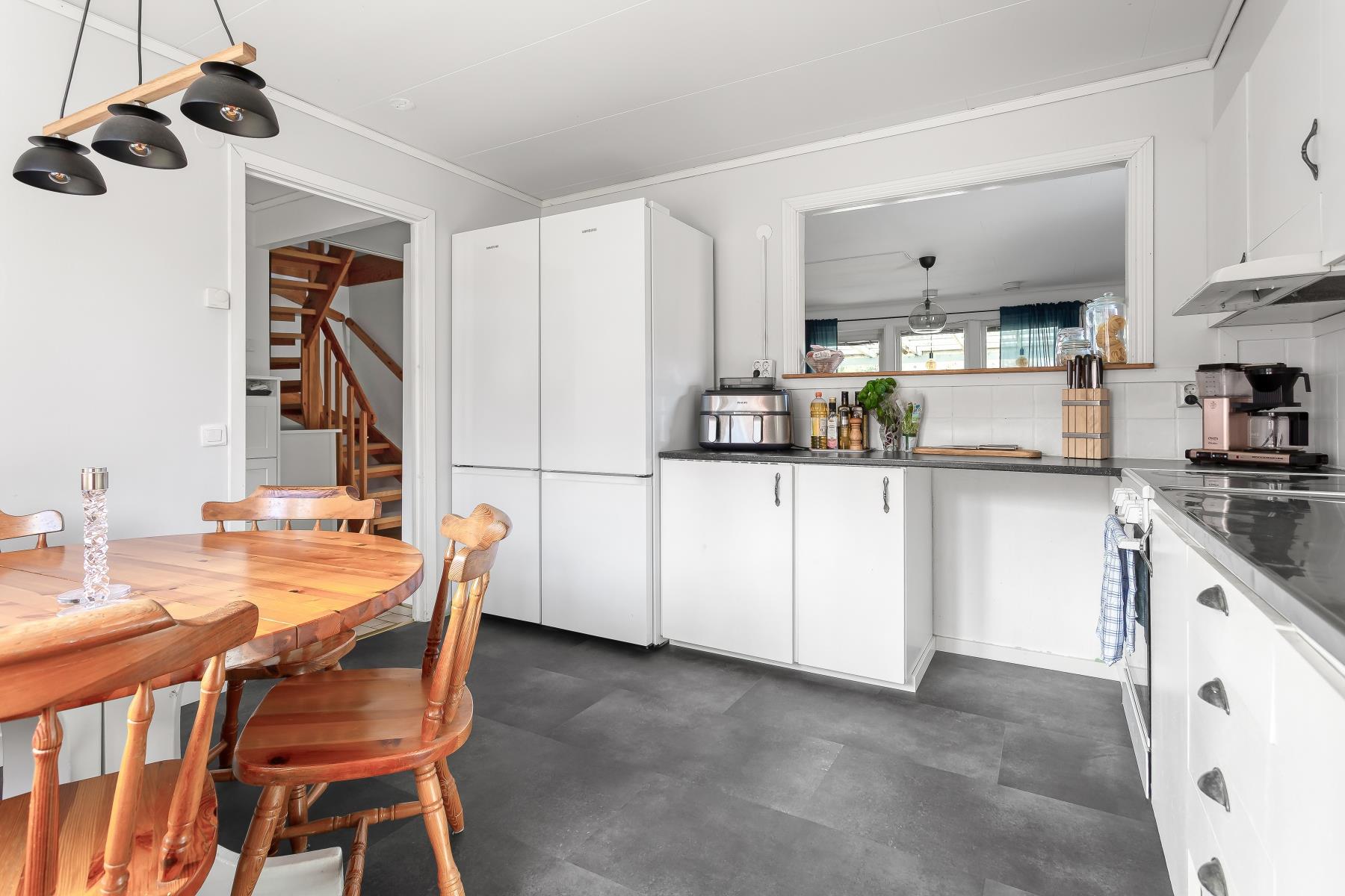 Ett hemtrevligt bostadsrättsparhus med plats för hela familjen!