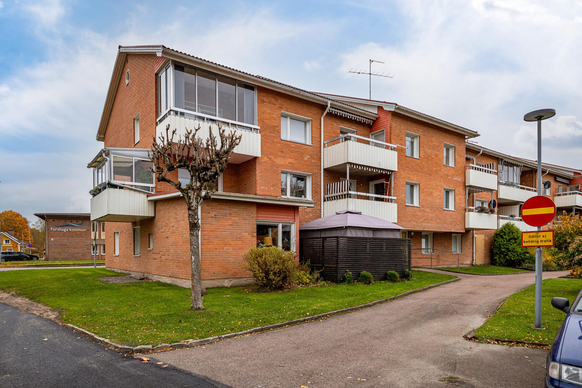 Välplanerad 2:a i centrala Forshaga