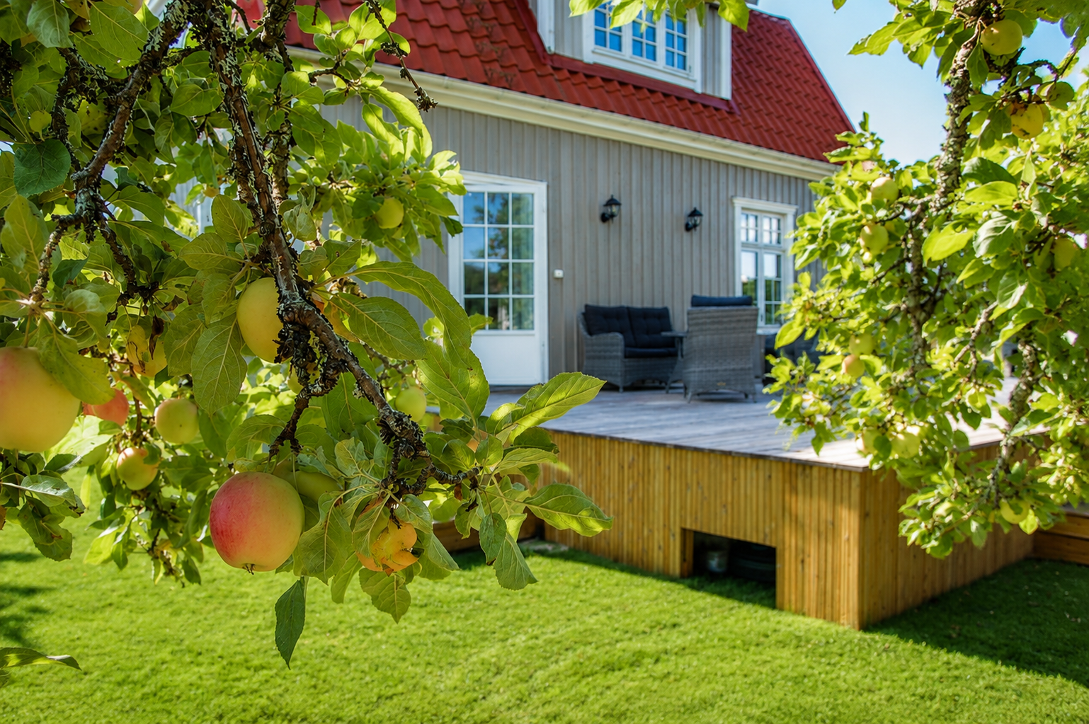 Sekelskiftescharm med känslan av en nybygg villa!